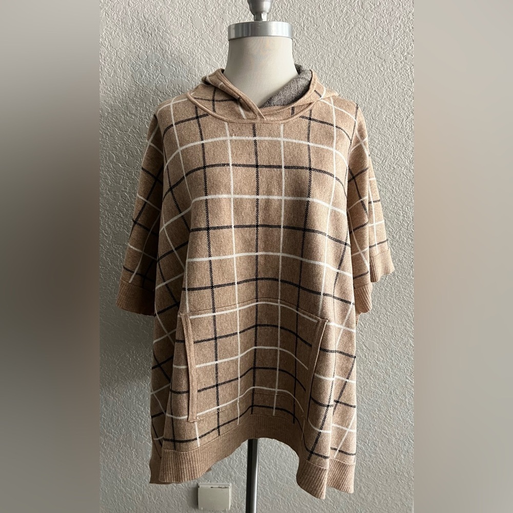 Tahari Womens One Size Pullover Poncho Hooded Sweater beige window pane